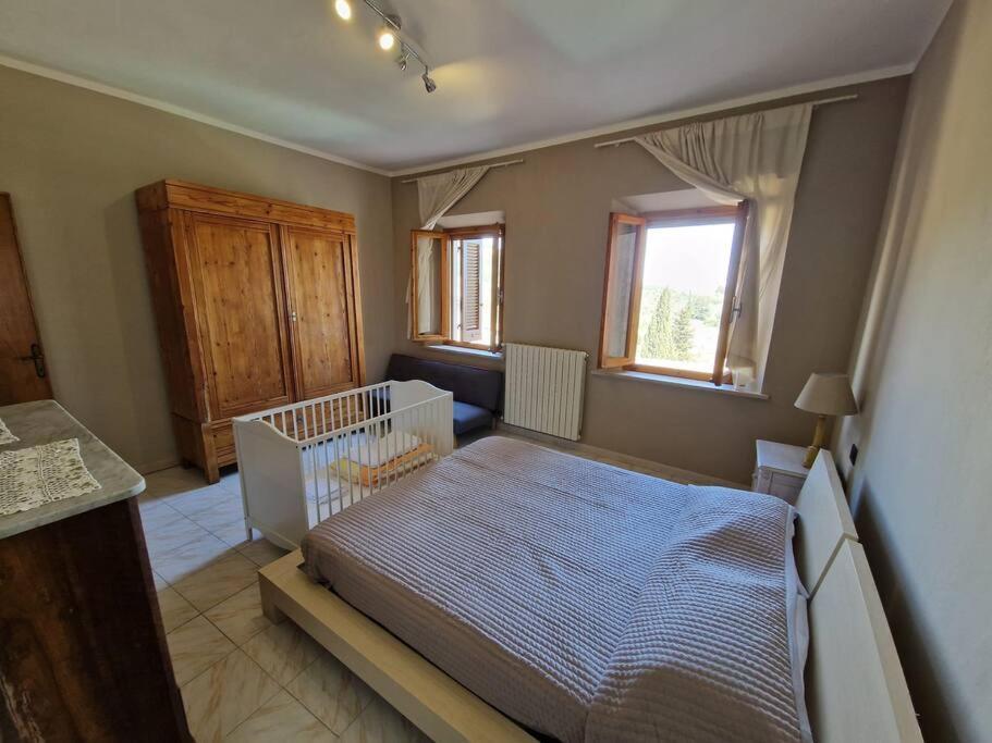 Casa Elena In Chianni Villa Bagian luar foto